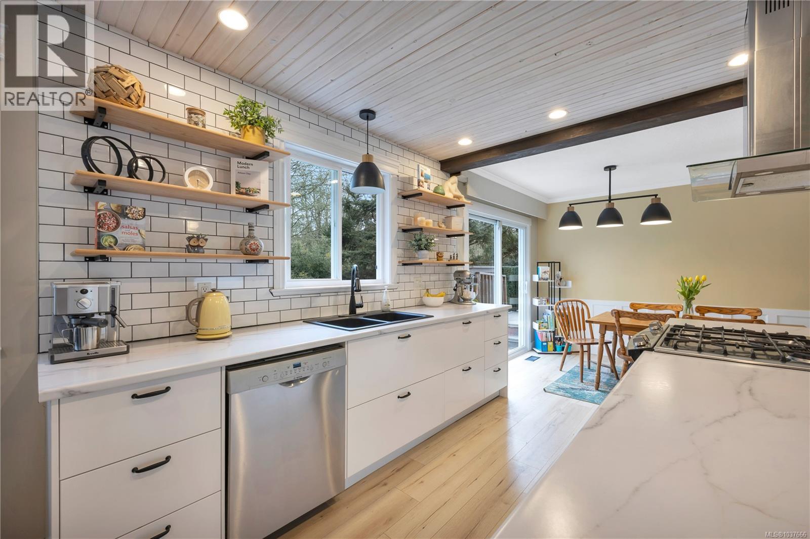 3424 Hammond Bay Rd - 3