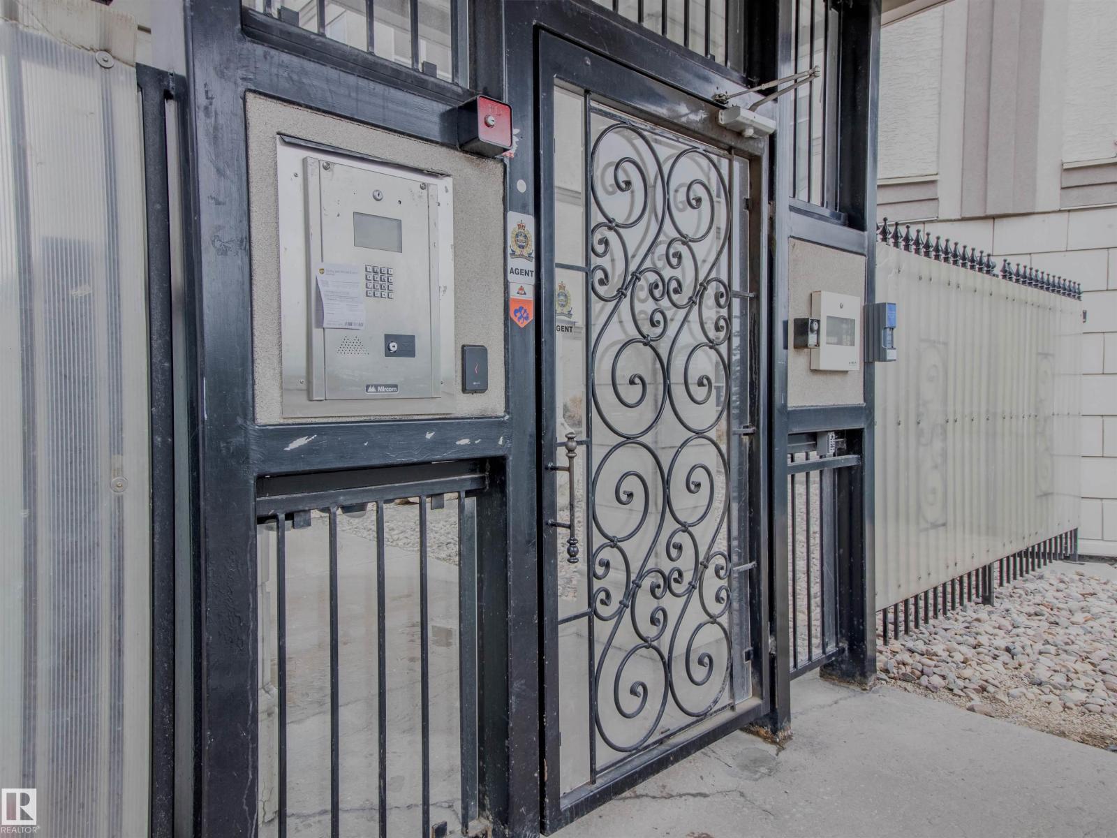 #171 4823 104A ST NW - 30