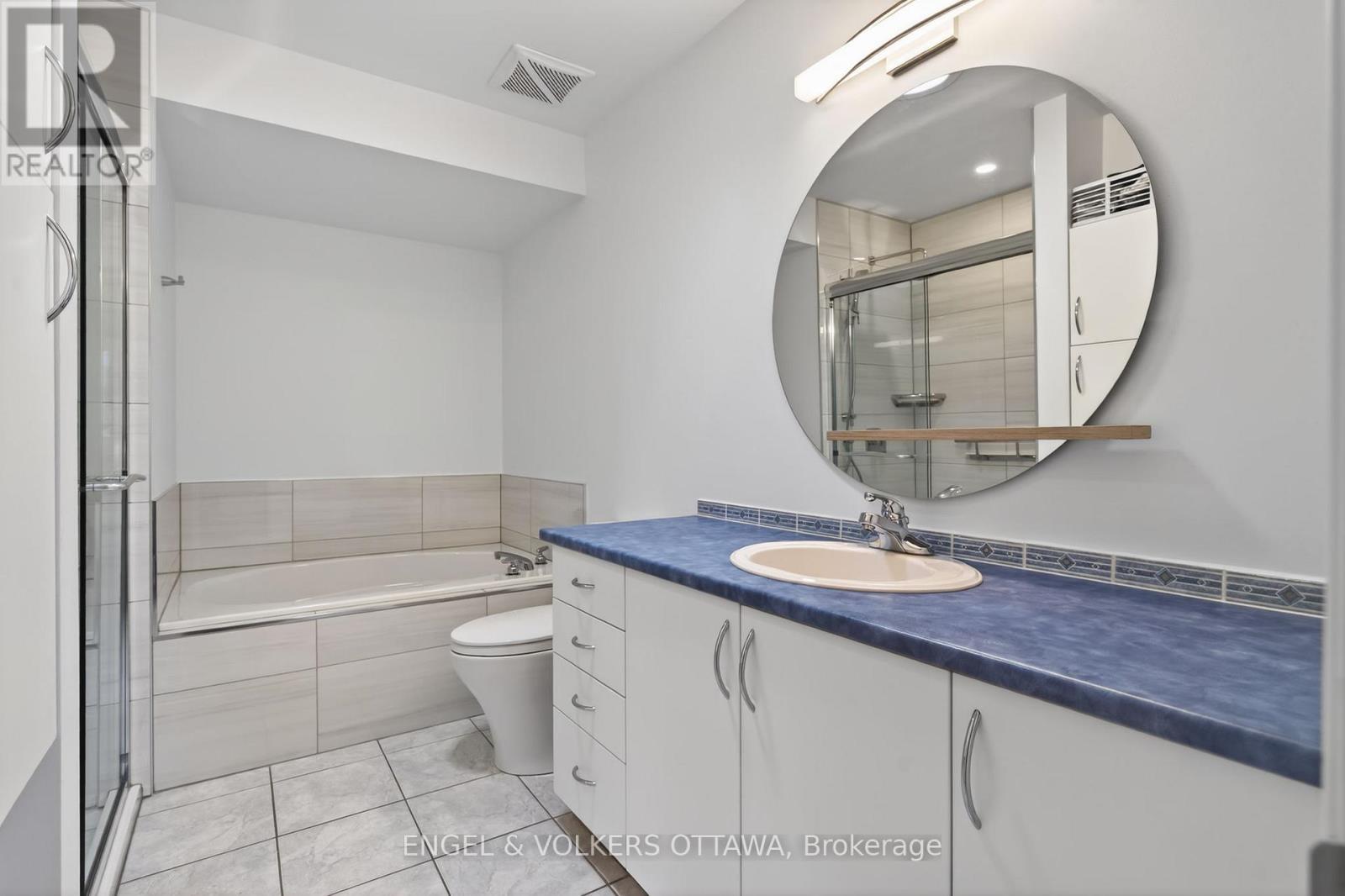 27 BRIARWAY PRIVATE - 27