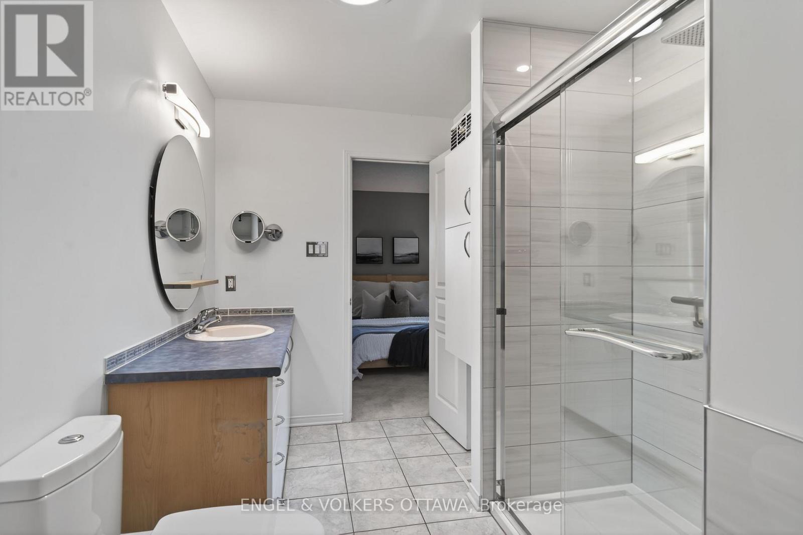 27 BRIARWAY PRIVATE - 29