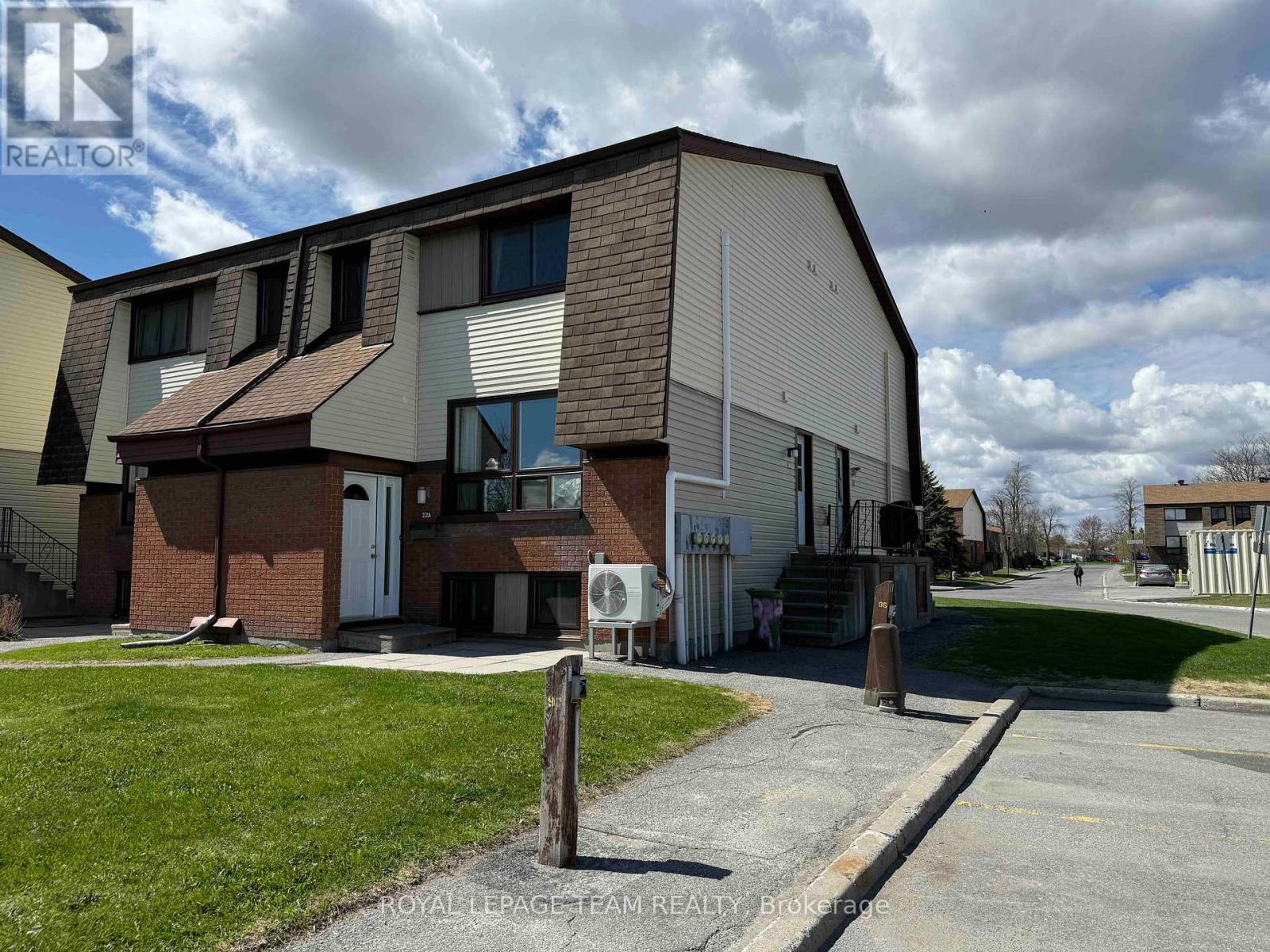 23A WOODVALE GREEN - 1