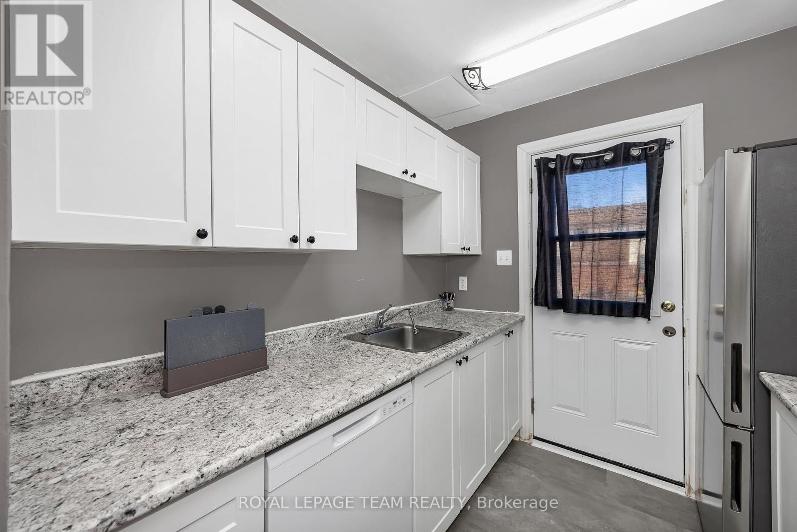 23A WOODVALE GREEN - 10