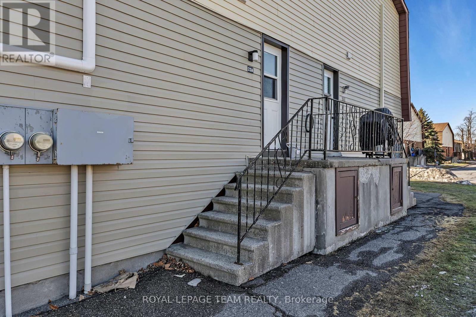 23A WOODVALE GREEN - 9