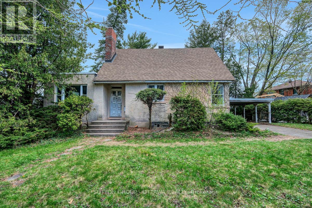 1471 CAVENDISH ROAD - 1