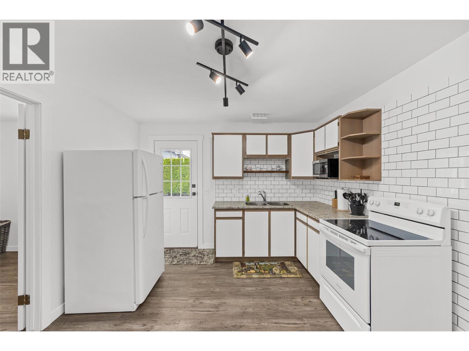 250 Felix Road, Kelowna