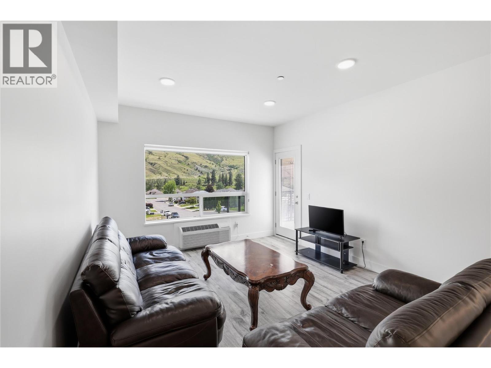 #308 651 DUNES Drive - 16