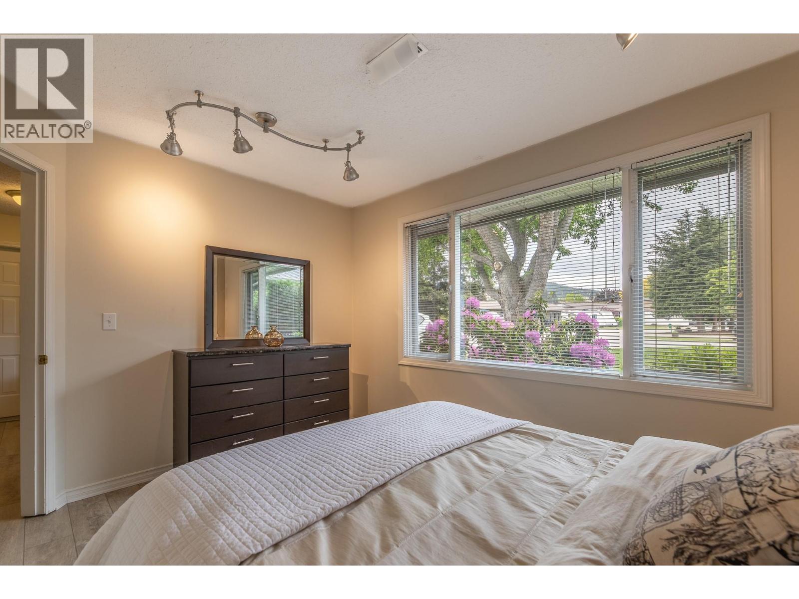 1500 Harding Street, Summerland