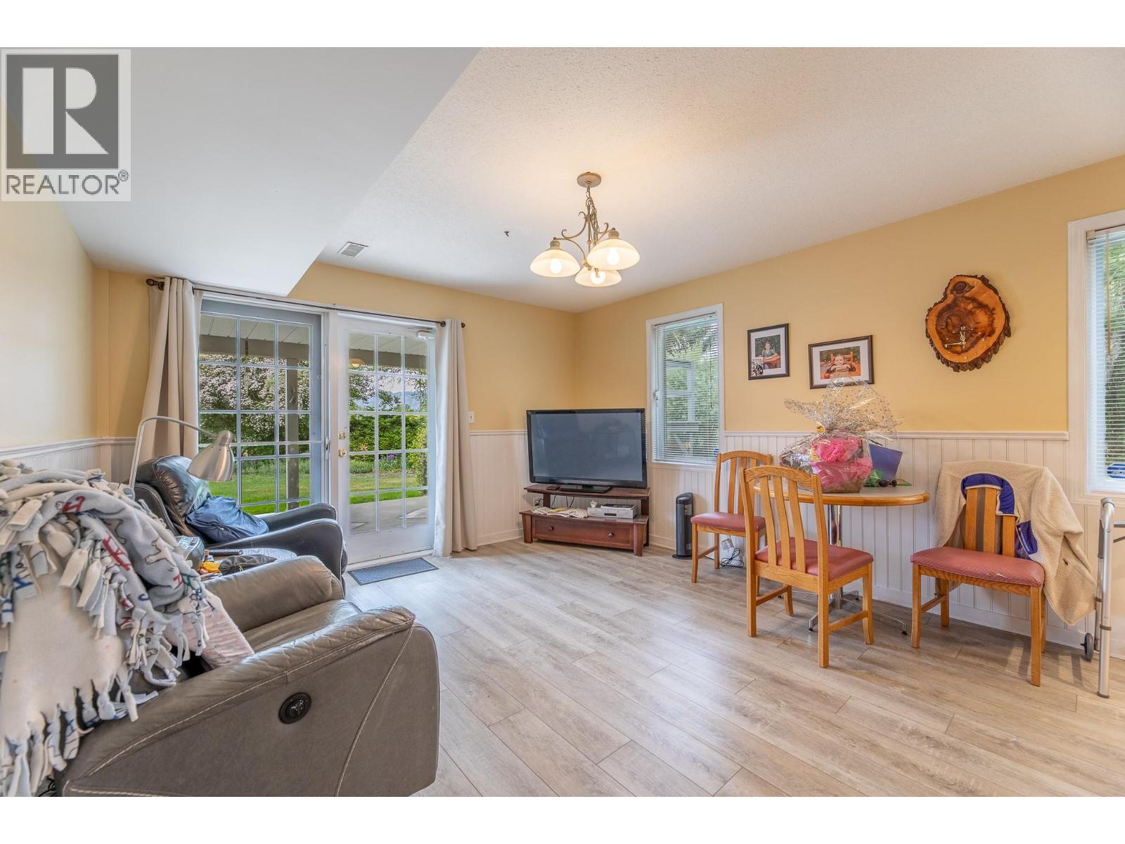1500 Harding Street, Summerland