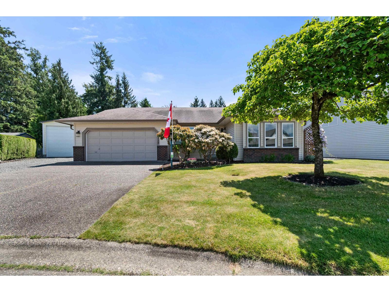 46118 DOWNES Avenue - photo 2