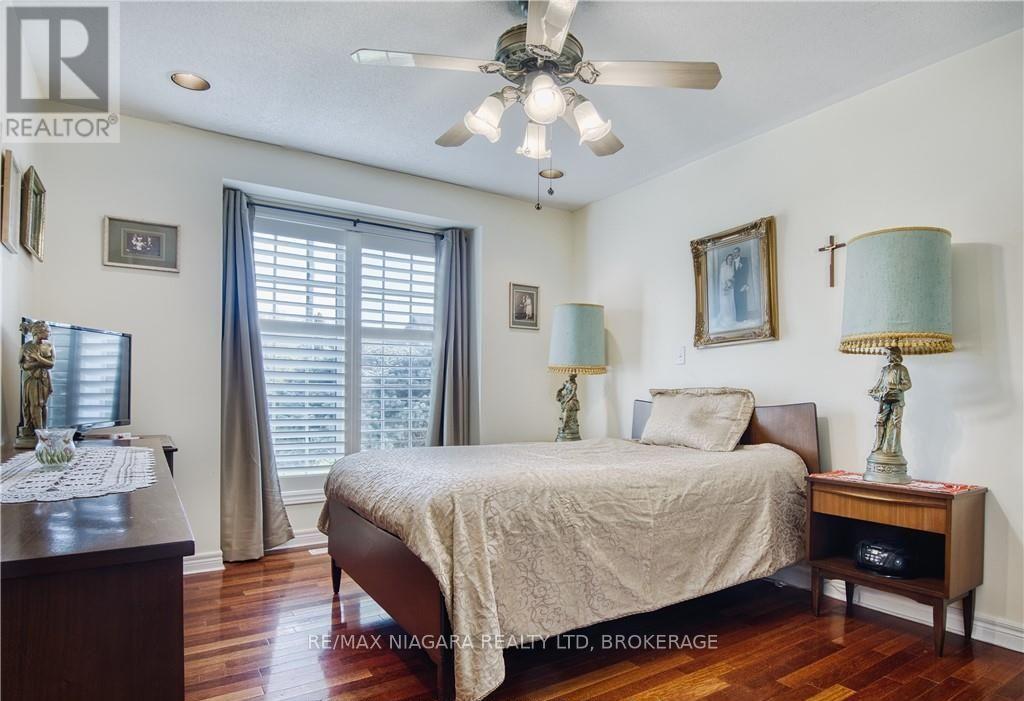 8165 MOUNT OLIVE CRESCENT - 20