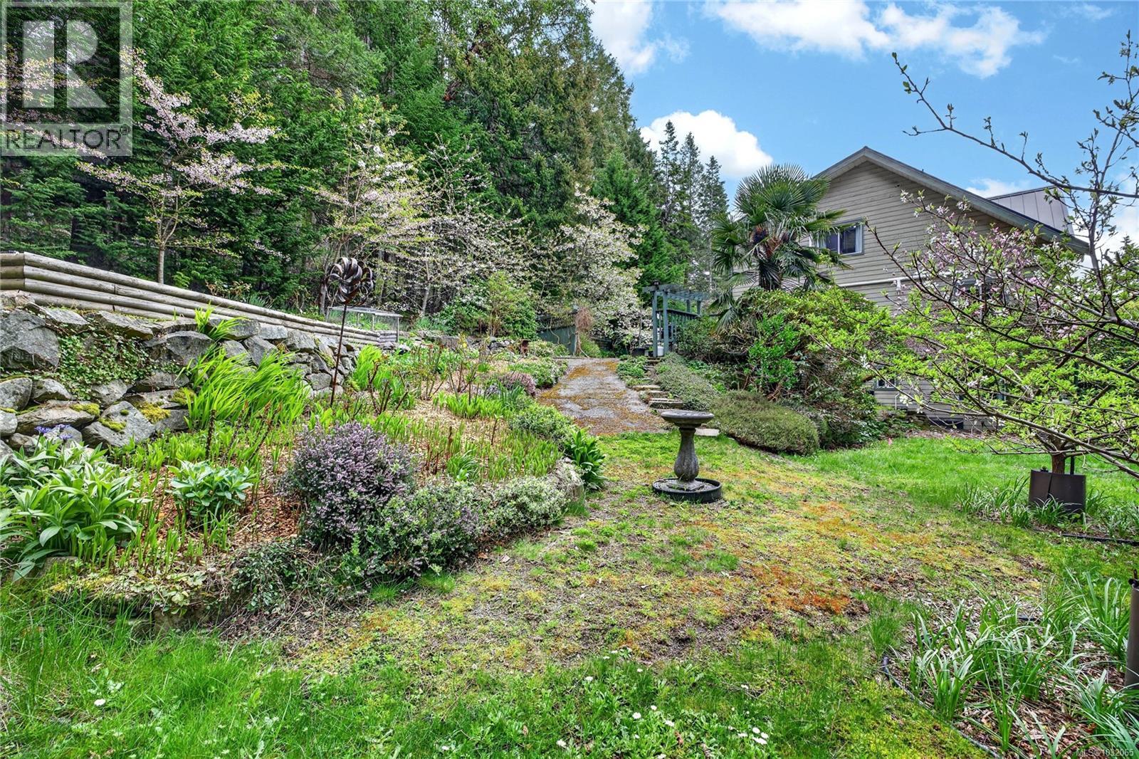 178 Elizabeth Dr - 25