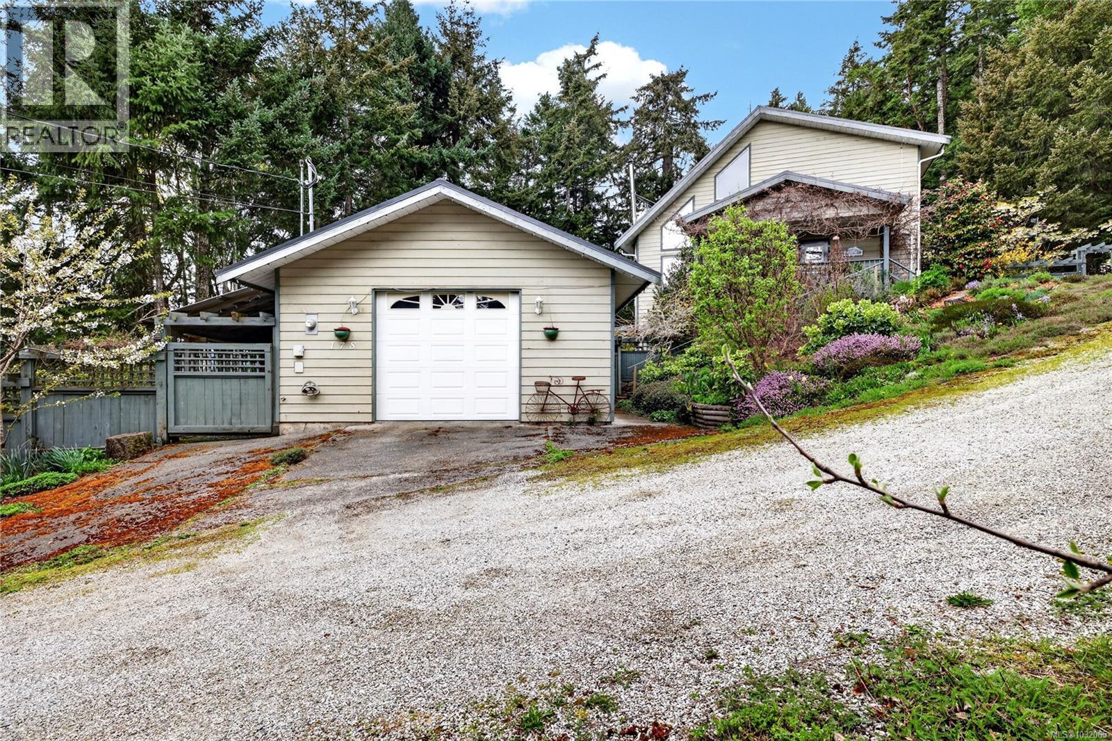 178 Elizabeth Dr - 32