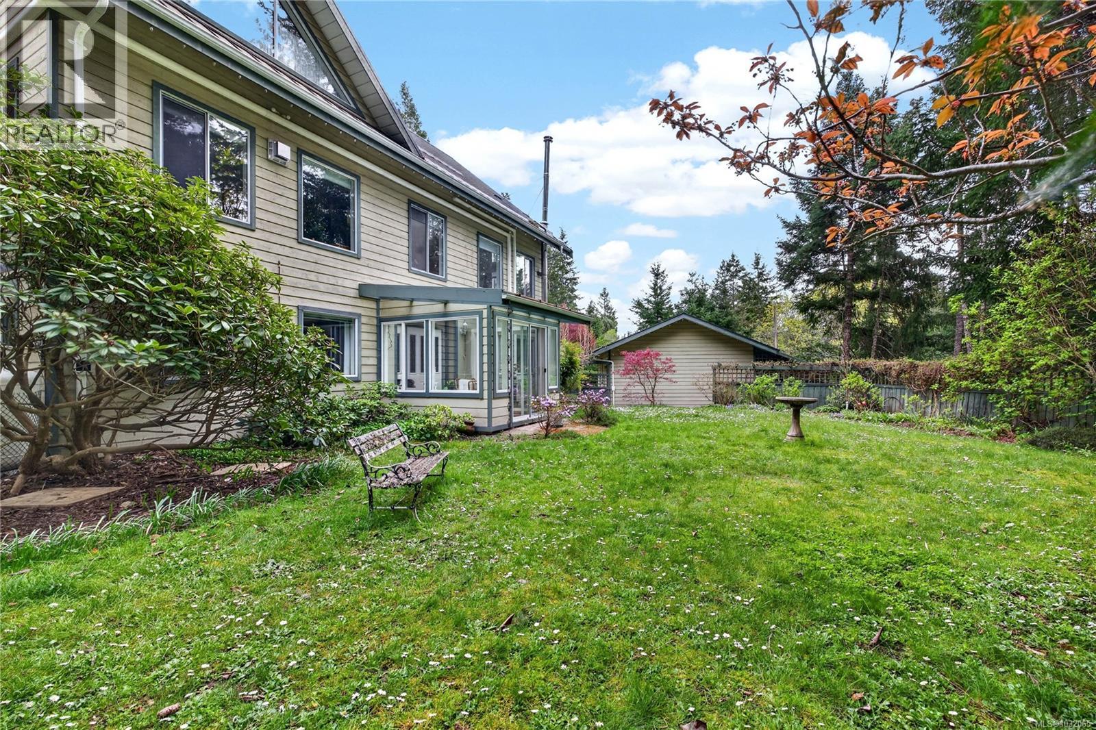 178 Elizabeth Dr - 22