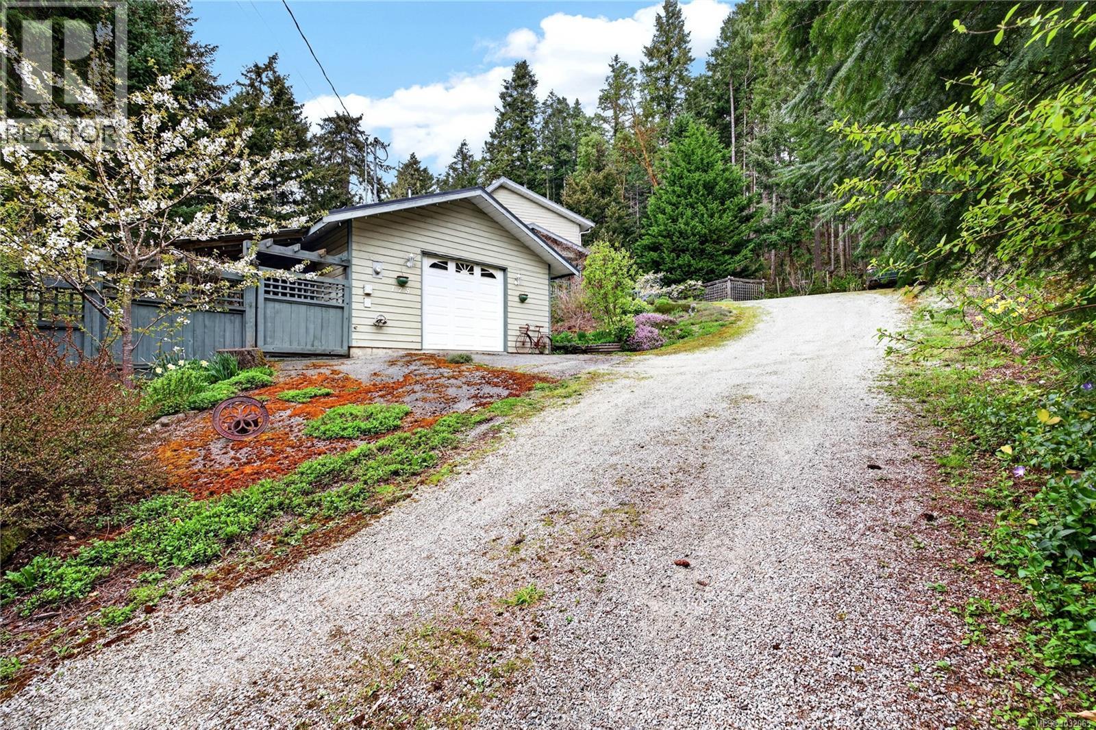178 Elizabeth Dr - 35