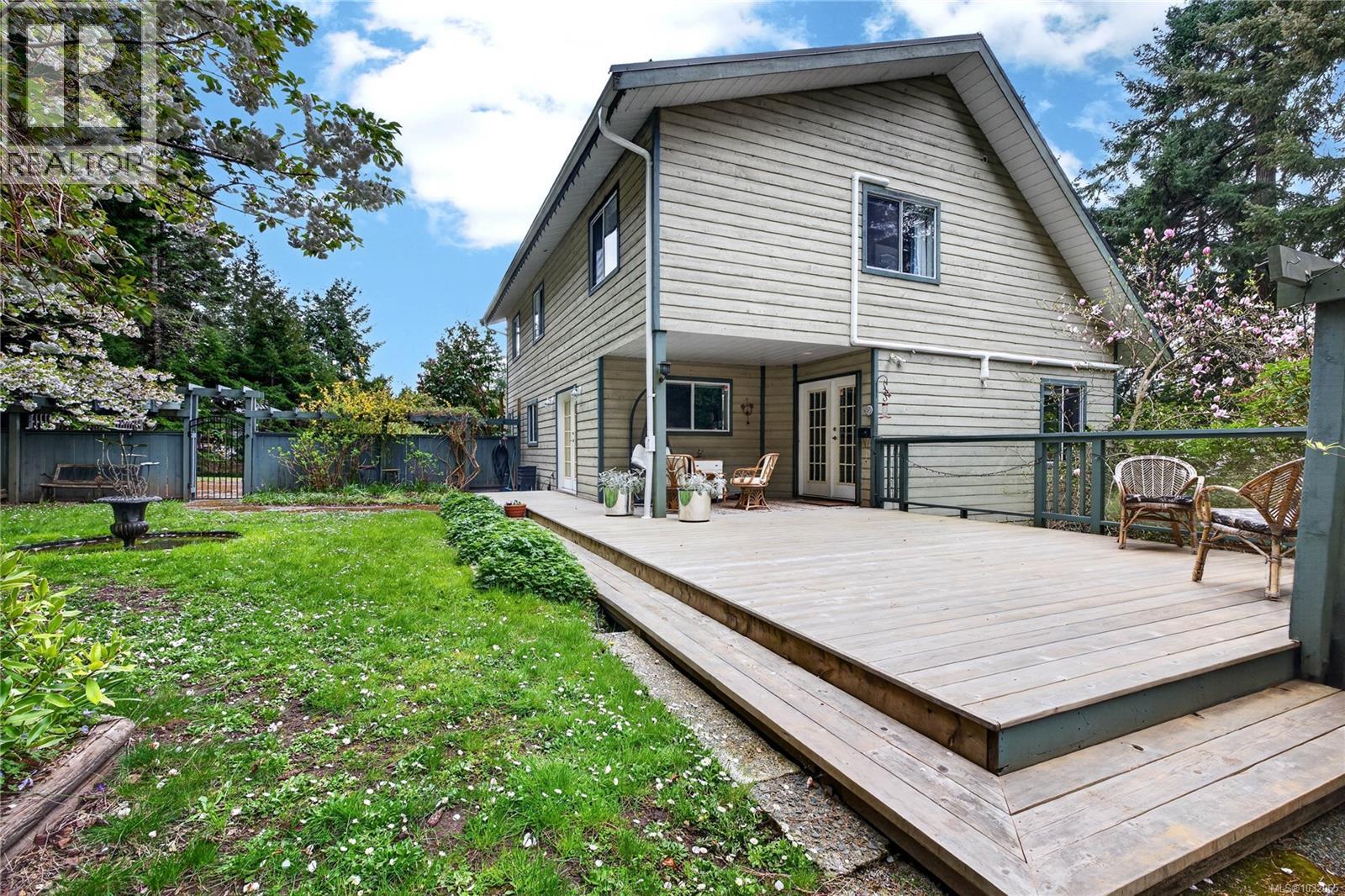 178 Elizabeth Dr - 2