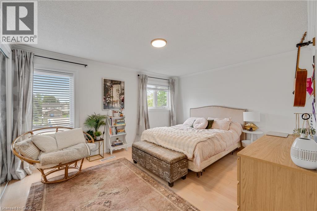2411 SOVEREIGN Street Unit# 6, Oakville, Ontario, L6L1M1 — Photo 5