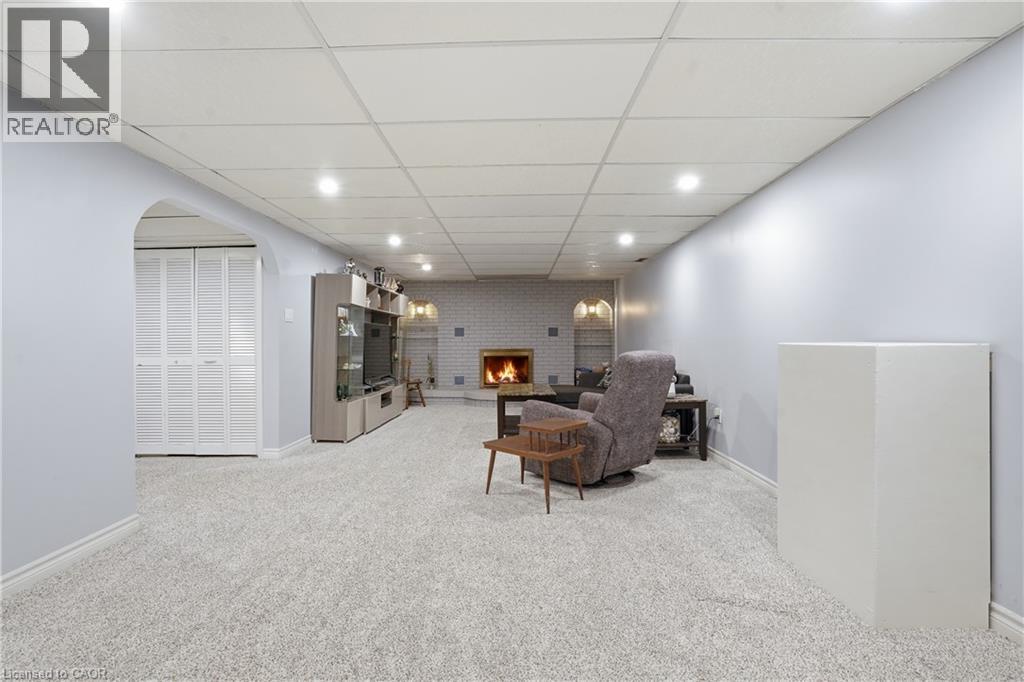 31 WILLCHER Drive - 13