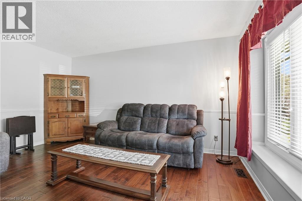 31 WILLCHER Drive - 4