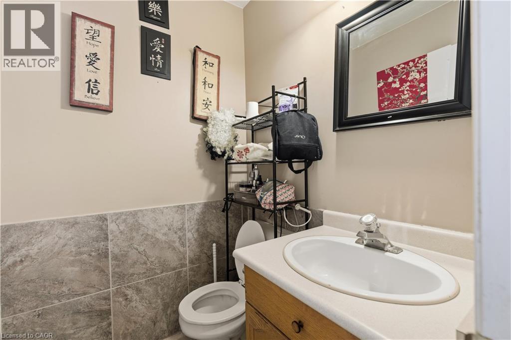 430 STARWOOD Drive, Guelph, Ontario, N1E7A4 — Photo 27