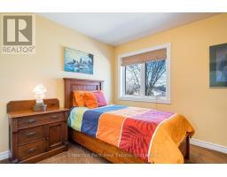 82 Stanley Street, Collingwood, ON L9Y0G7 Photo 36