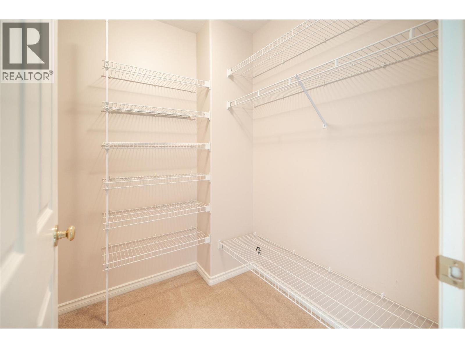 101 3825 GLEN CANYON Drive, West Kelowna