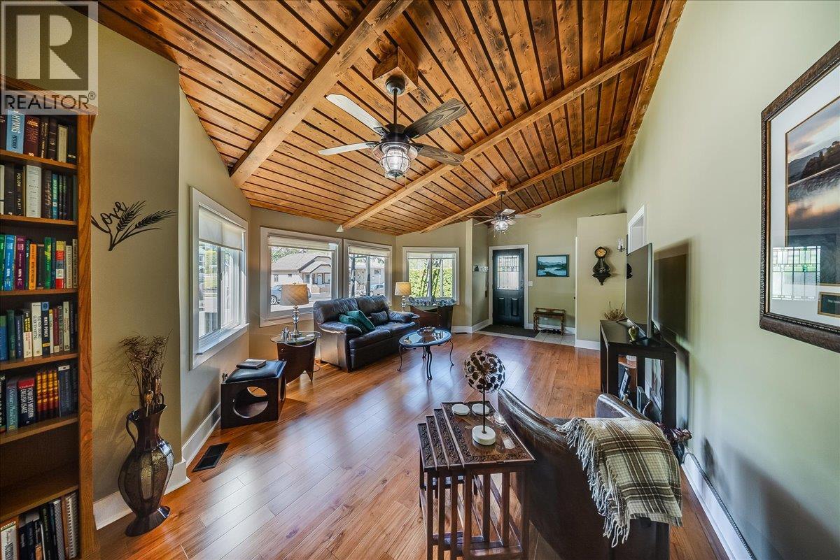 1443 Columbia Avenue - 8