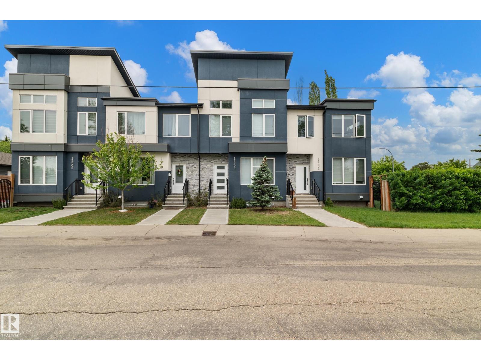 15204 108 AV NW - 1