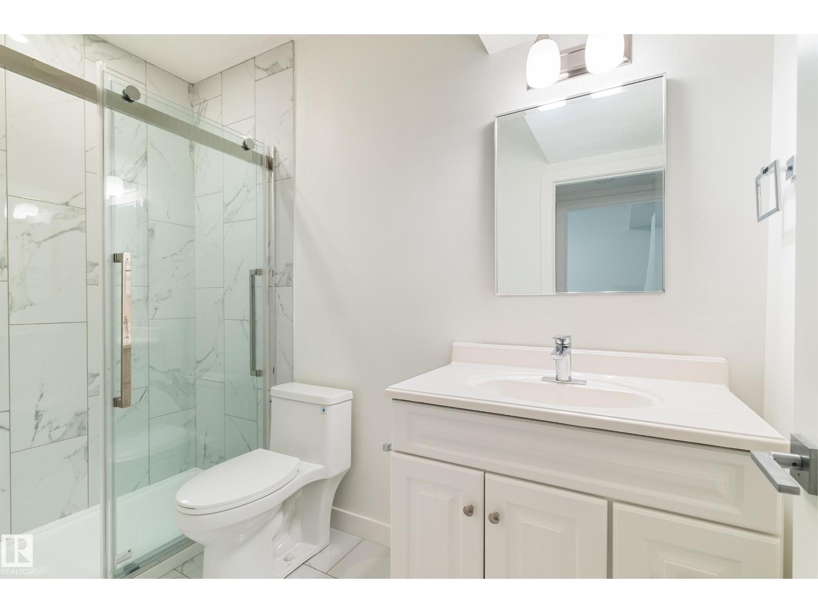 15204 108 AV NW - 21