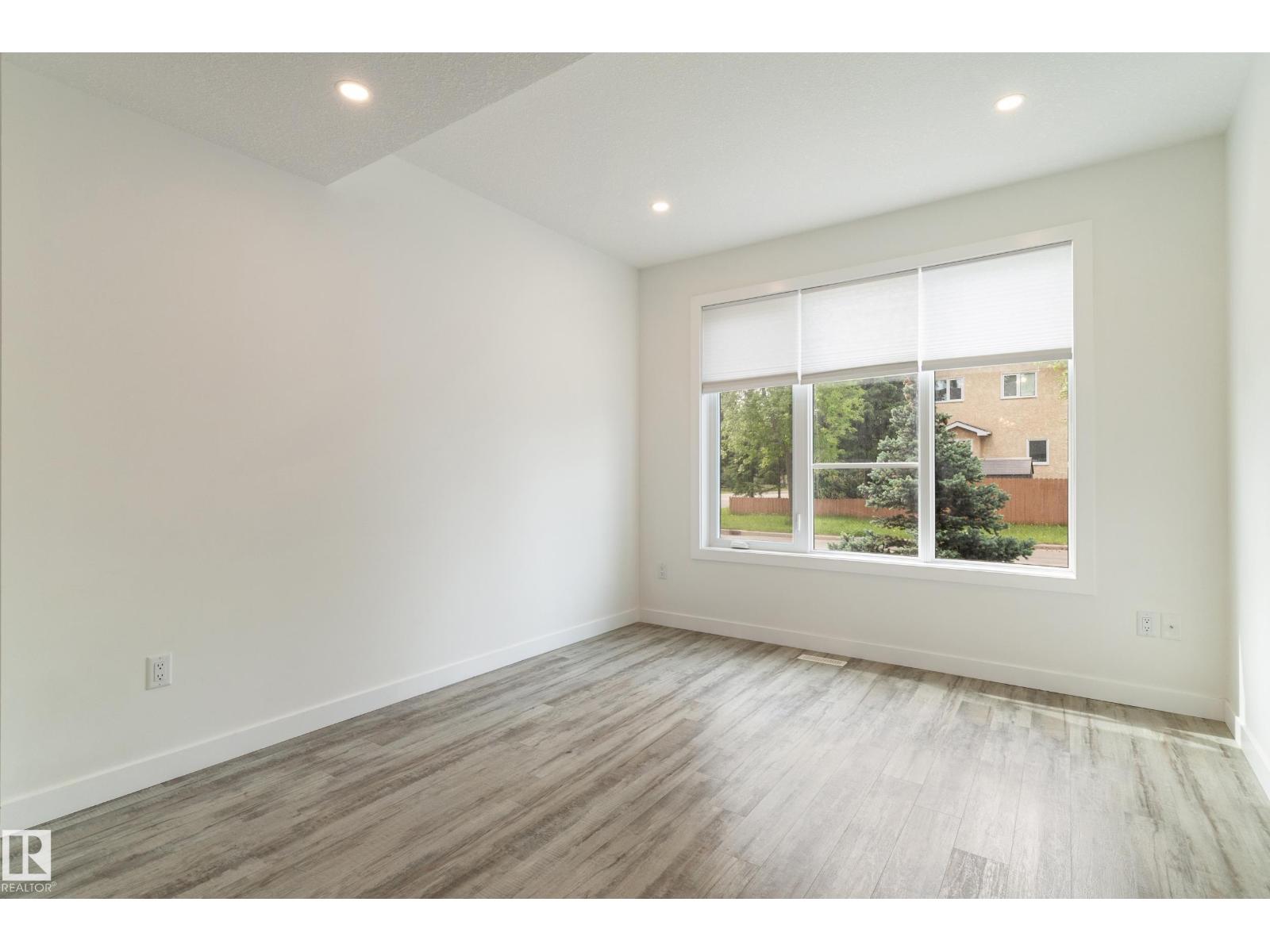 15204 108 AV NW - 4