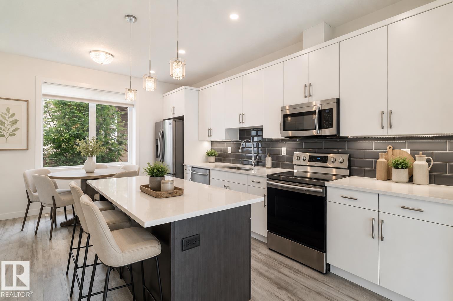 15204 108 AV NW - 8