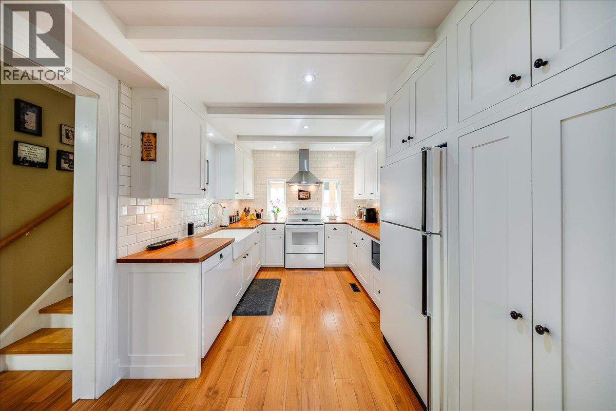 1443 Columbia Avenue - 13