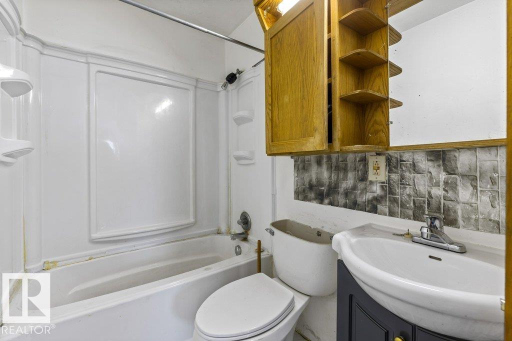 13218 116 AV NW - 15
