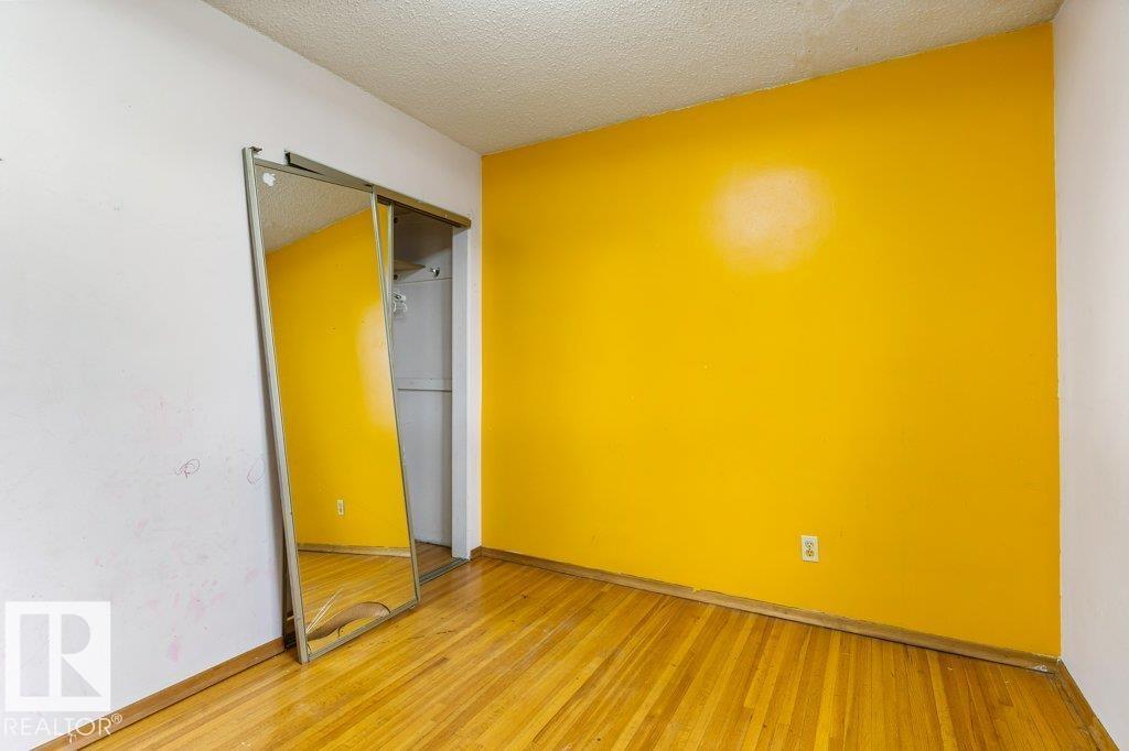 13218 116 AV NW - 21
