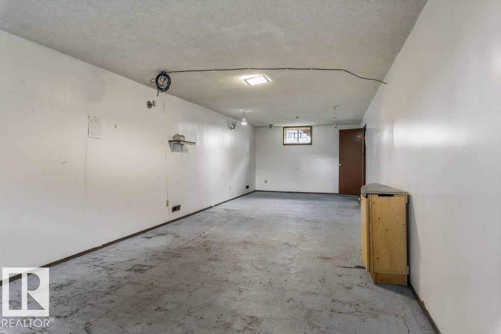 13218 116 AV NW - 25