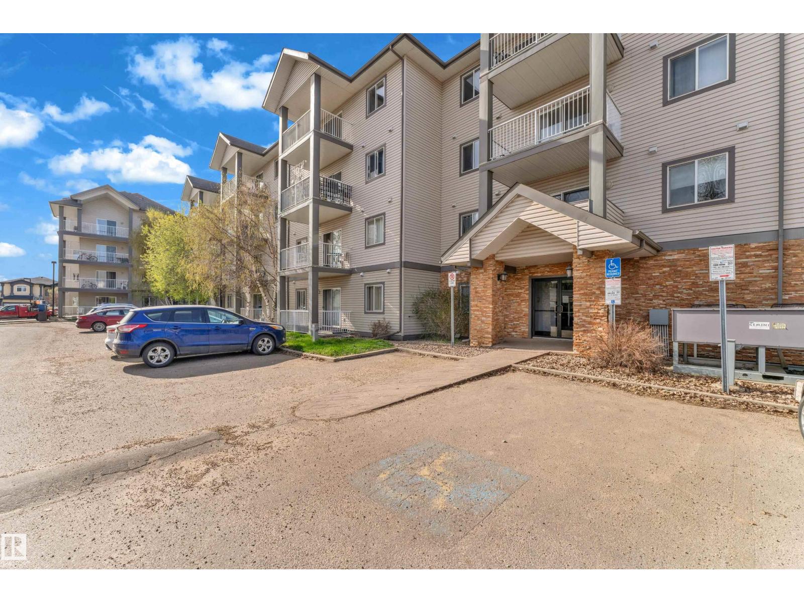 #440 3425 19 ST NW - 2