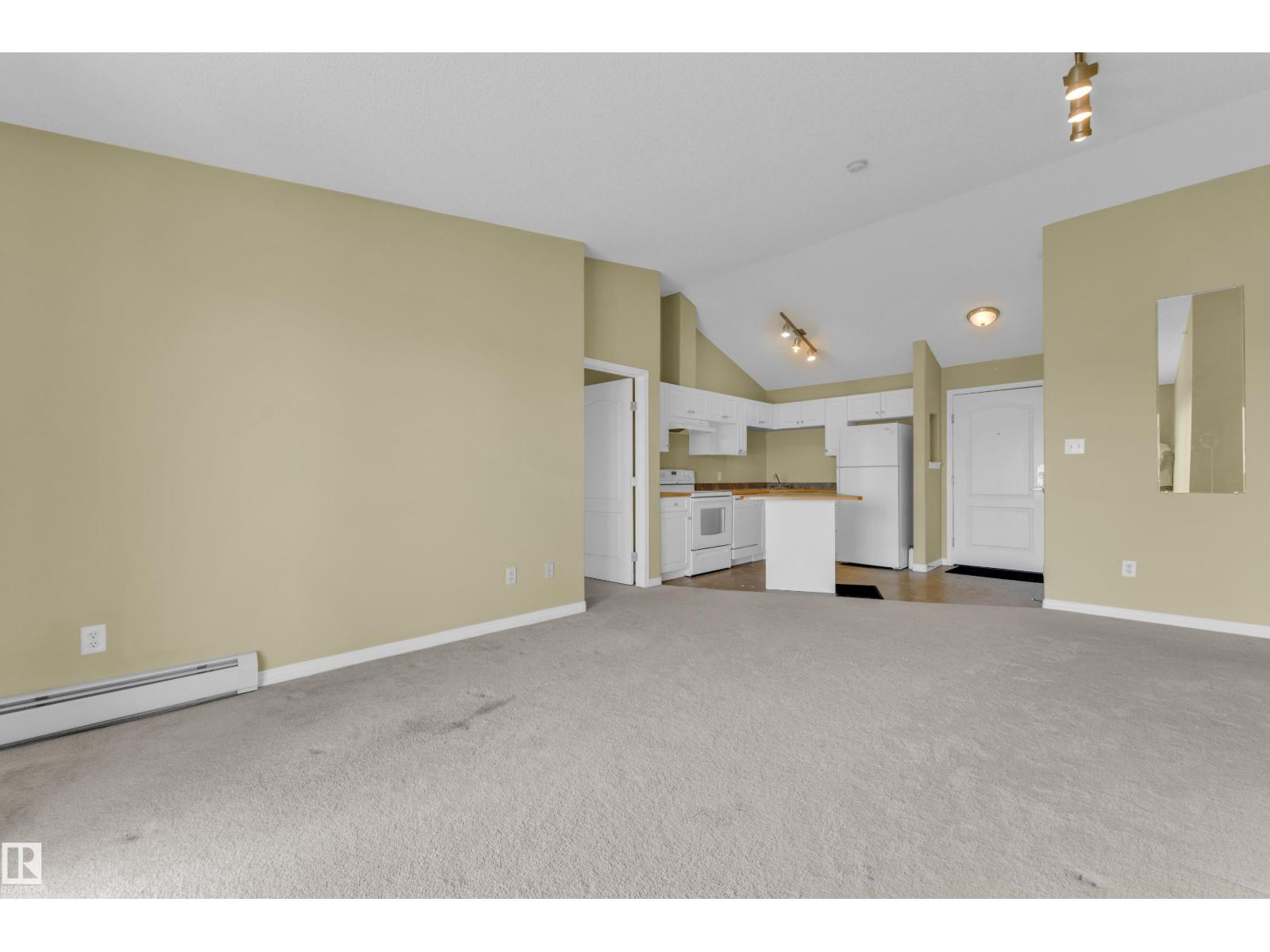 #440 3425 19 ST NW - 5