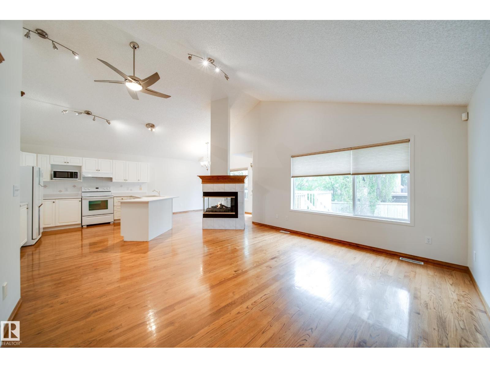 1130 116 ST NW - 13
