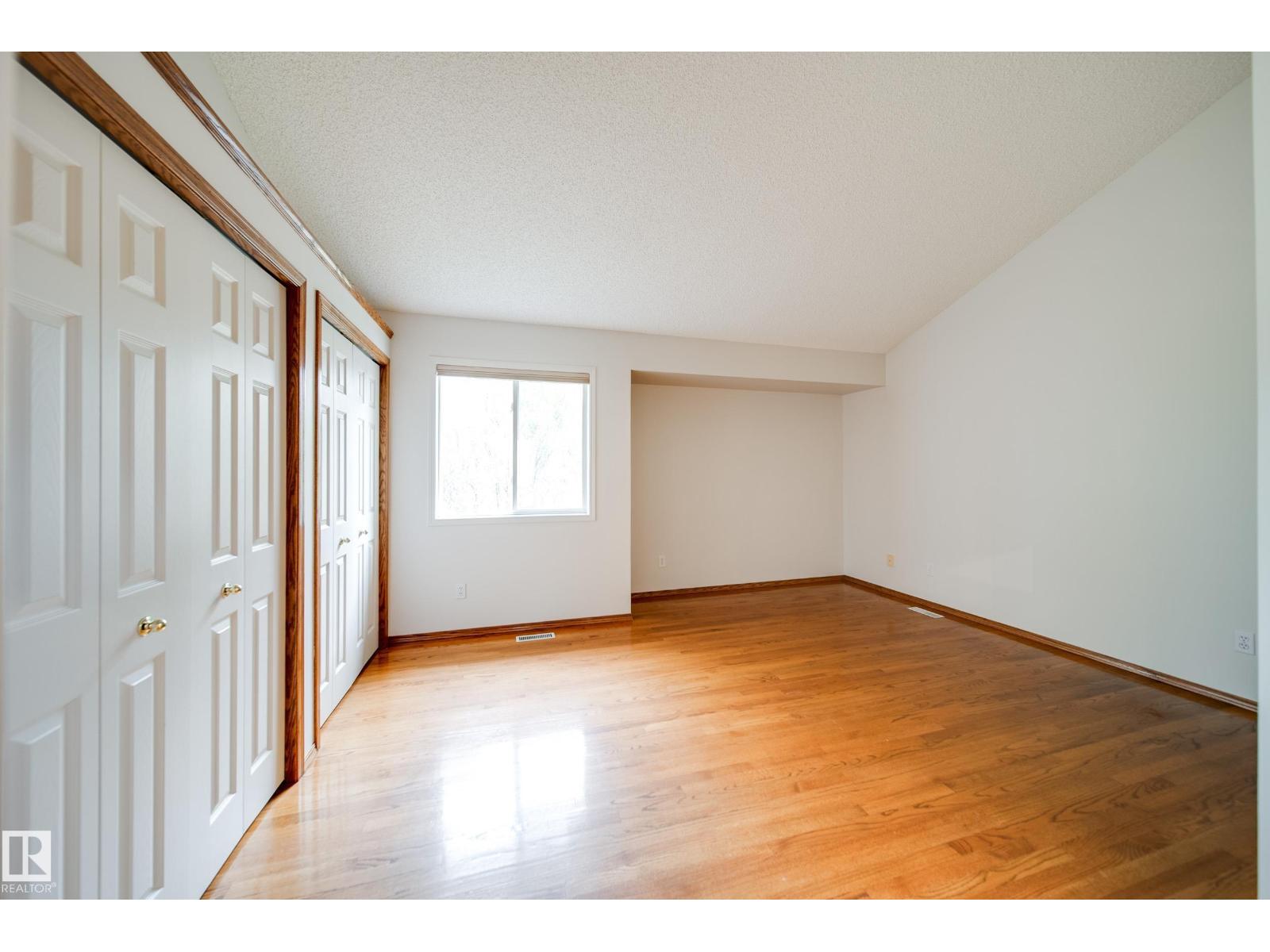 1130 116 ST NW - 18