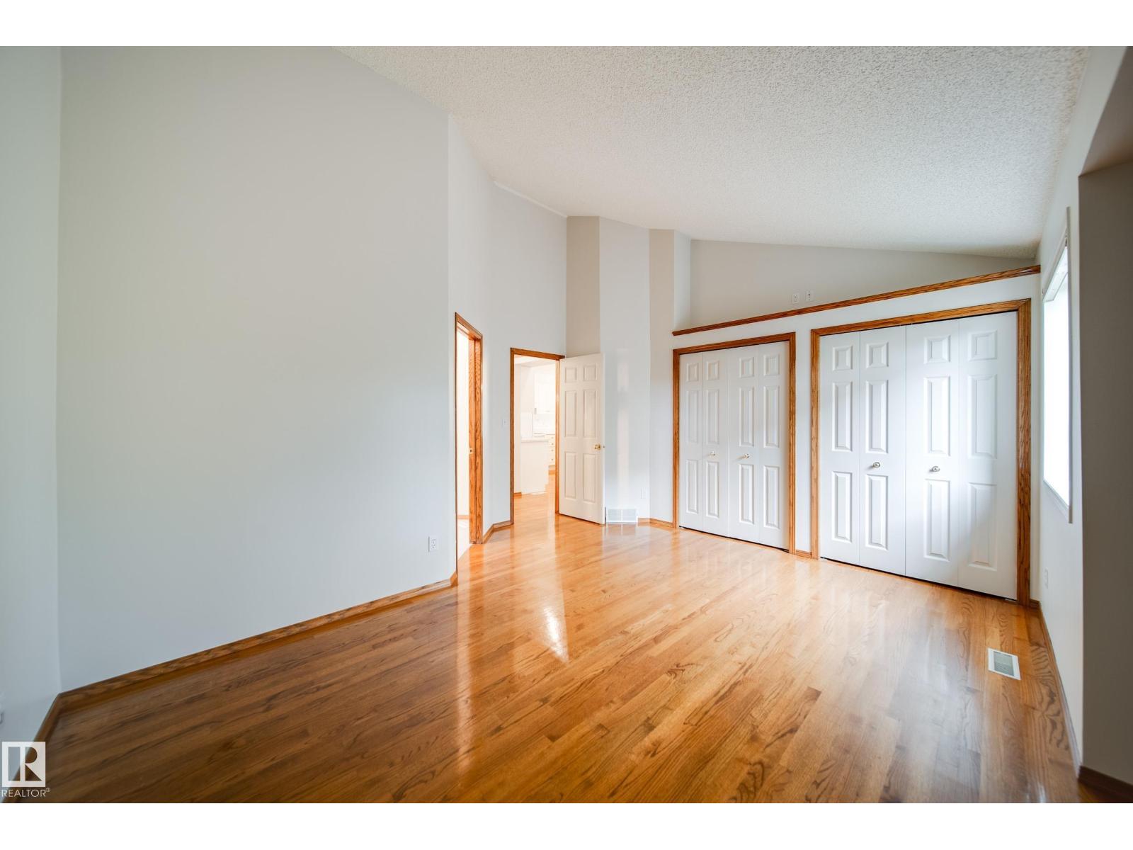1130 116 ST NW - 19