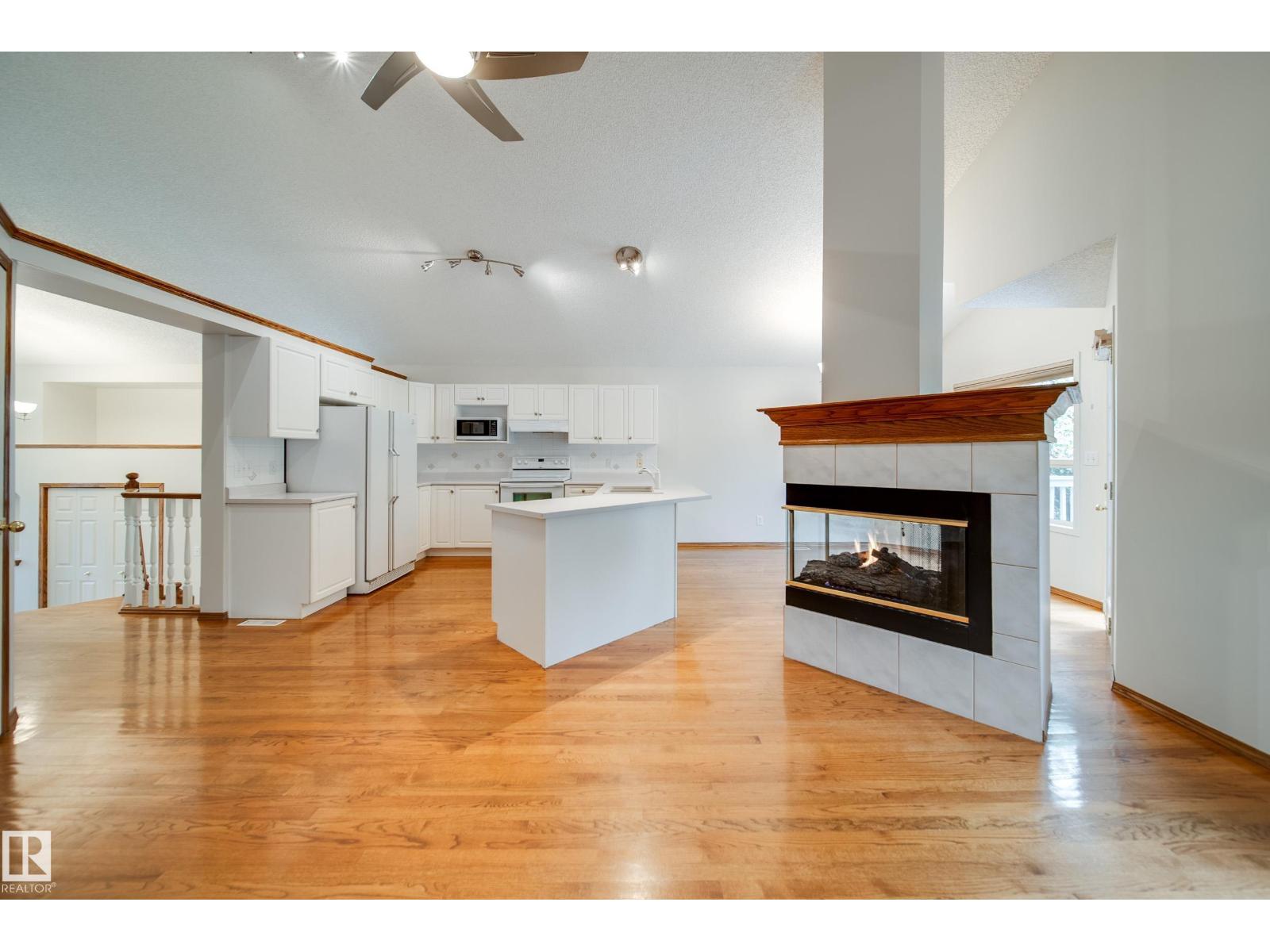 1130 116 ST NW - 4
