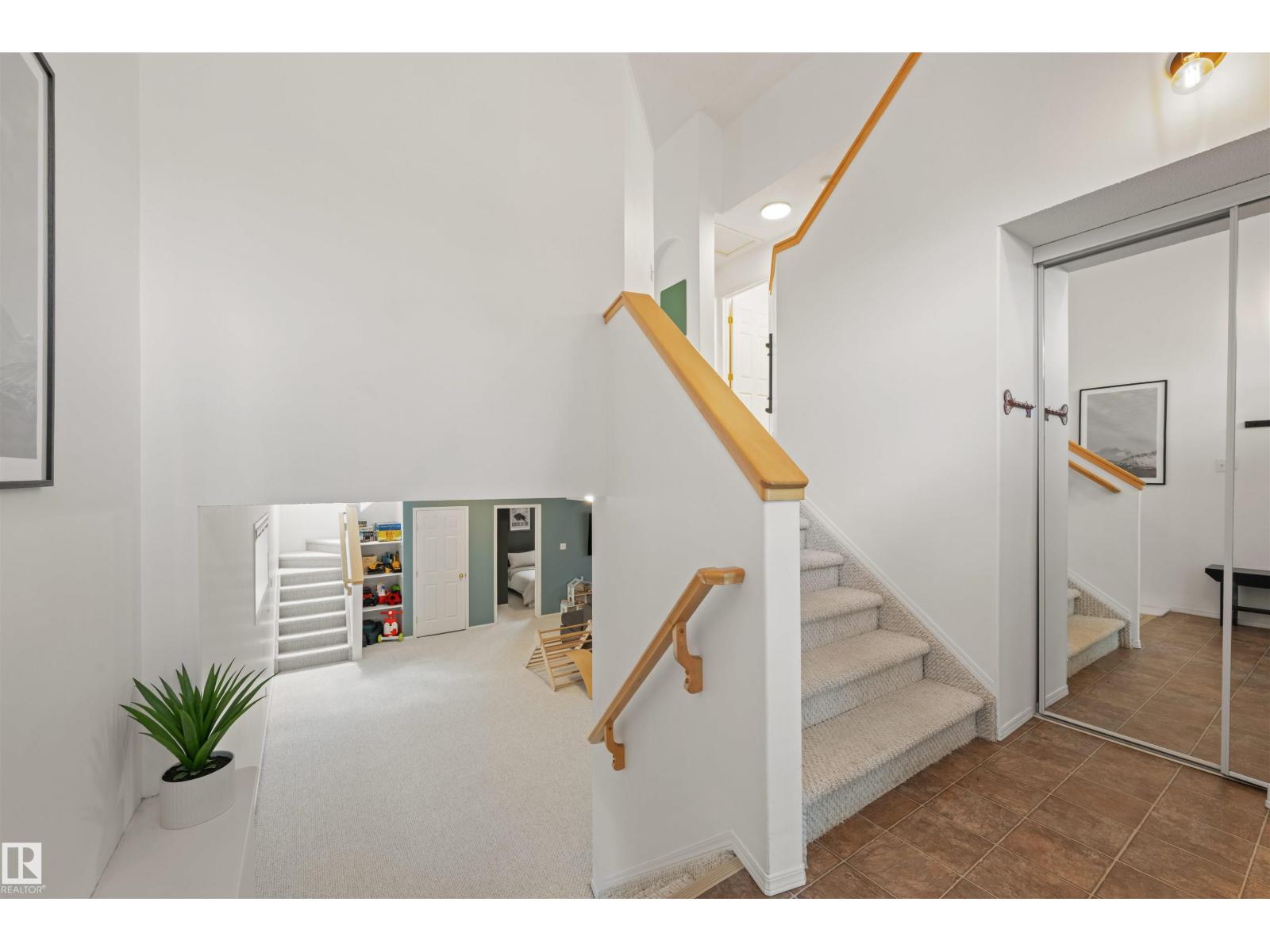 611 BECK CL SW — photo 19