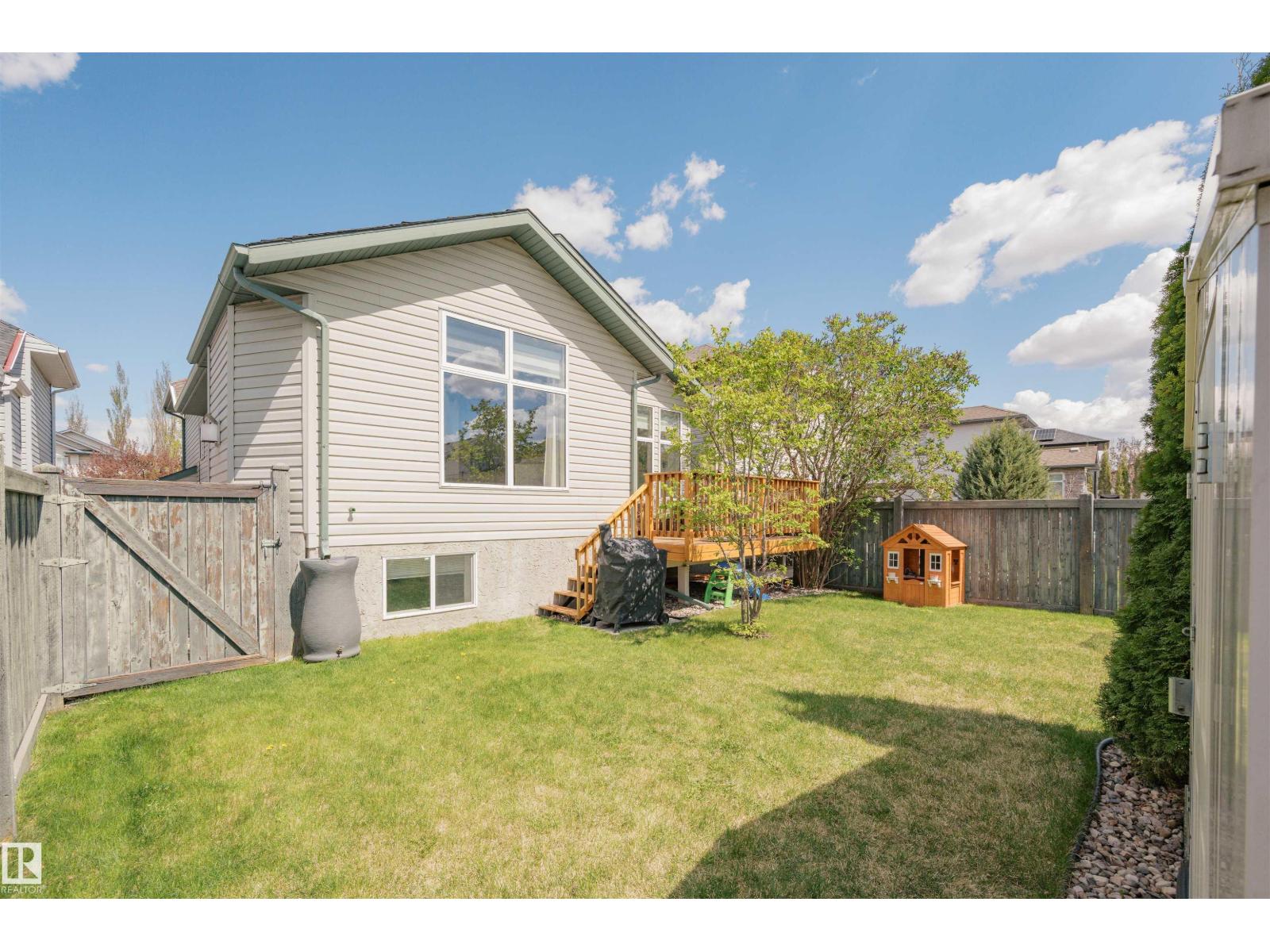 611 BECK CL SW — photo 30