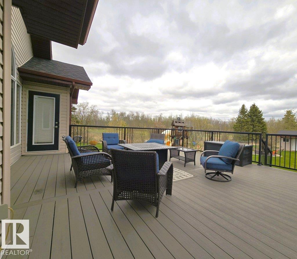 #267 53017 RANGE ROAD 223 - 48