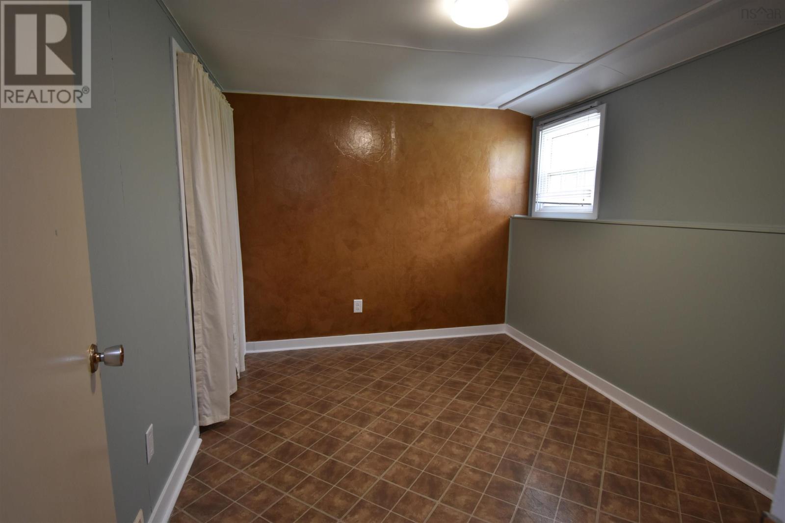 Property 15 of 23 of 43 SPRUCE Drive