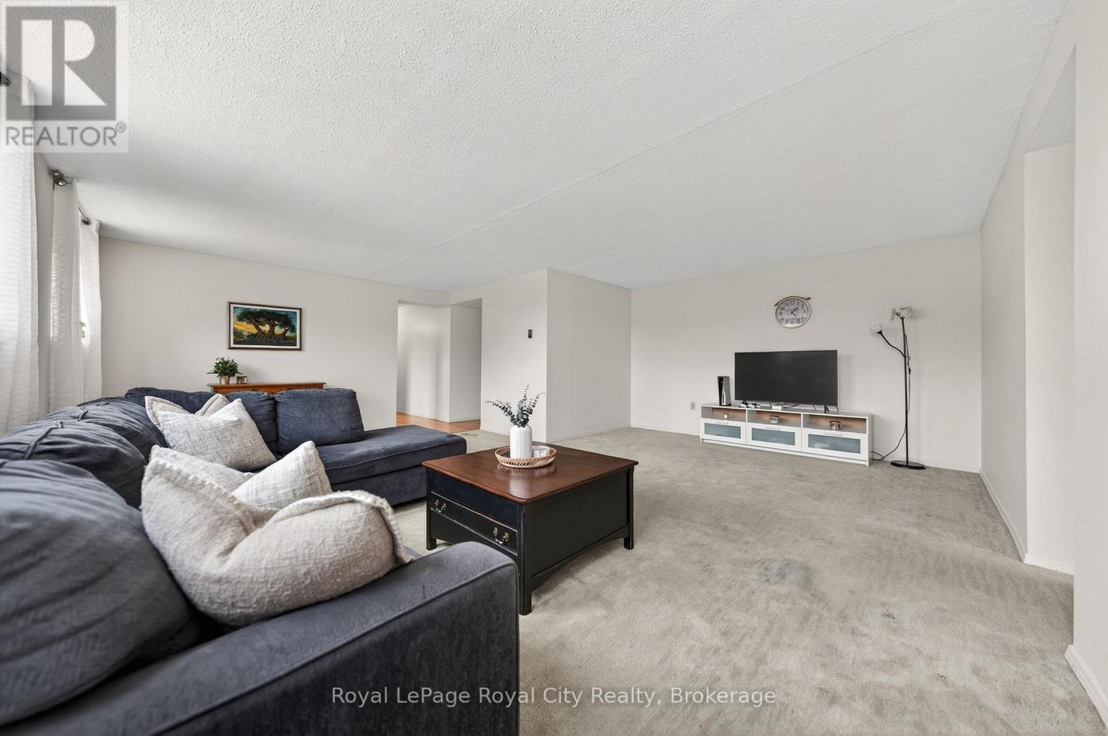 #407 89 WESTWOOD ROAD - Image 11