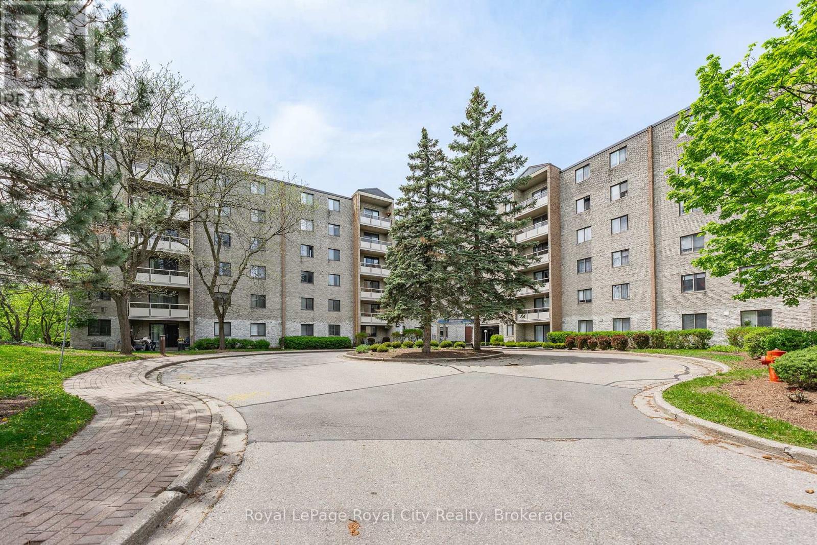 #407 89 WESTWOOD ROAD - 2