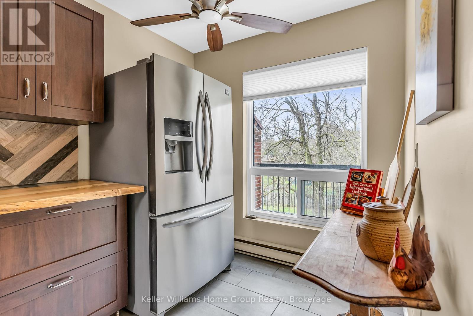#119 49 RHONDA ROAD - 15