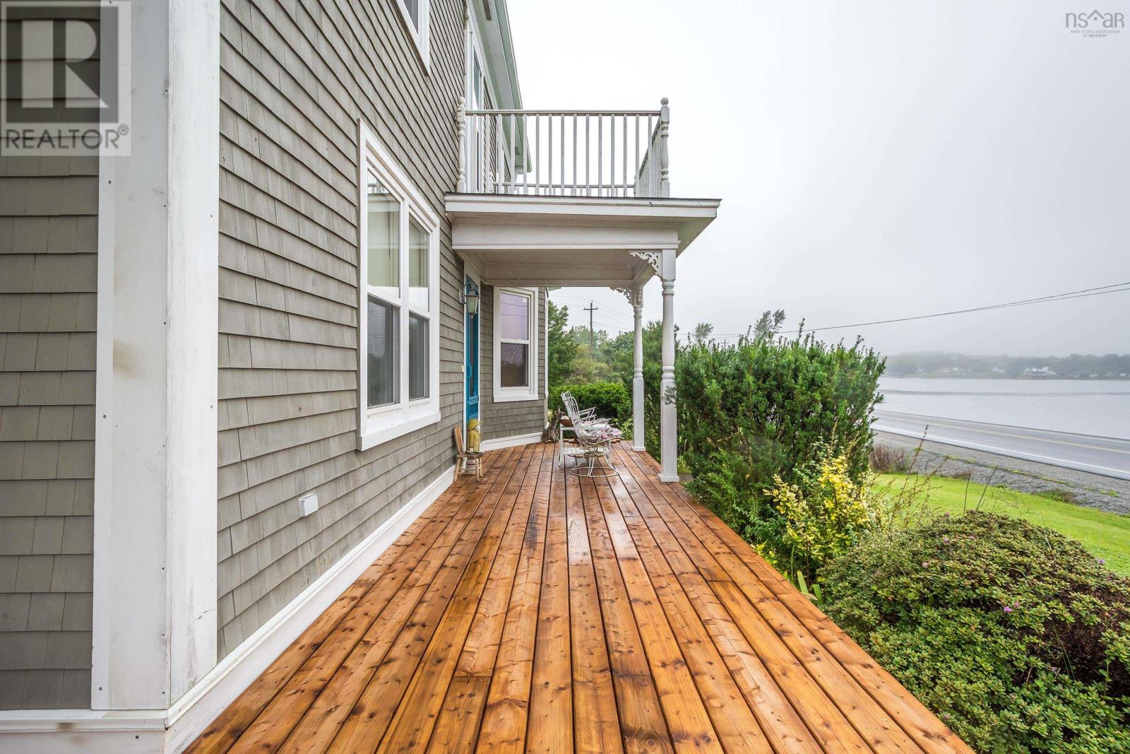 1640 Highway 332 - 40