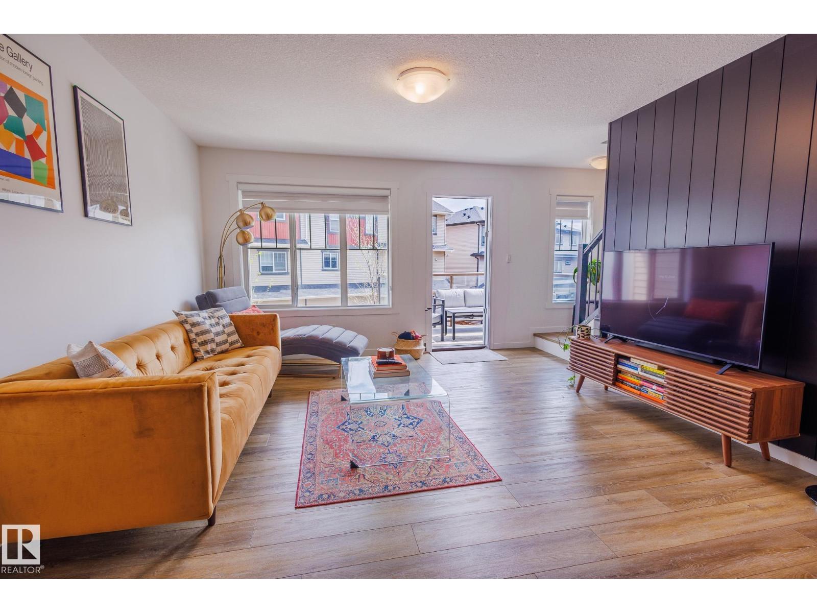#104 1530 Tamarack BV NW NW - Image 3