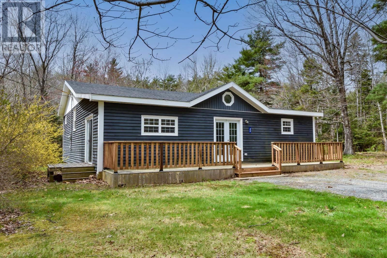 36 Oak Lane - Image 2